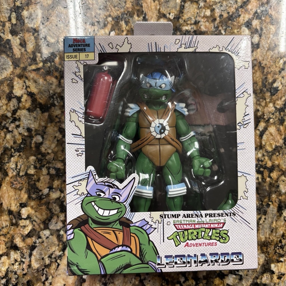 NECA Teenage Mutant Ninja Turtles Leonardo Adventures Series Stump Arena Figure